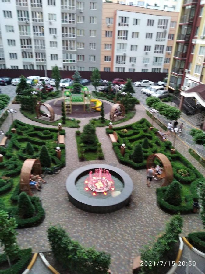 イルピンЖк Версаль Паркアパートメント エクステリア 写真
